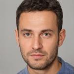 Stanislav Drako - webový vývojář, portrétová fotografie pořízená 14.03.2021. Zdroj: https://stanislav-drako.cz
